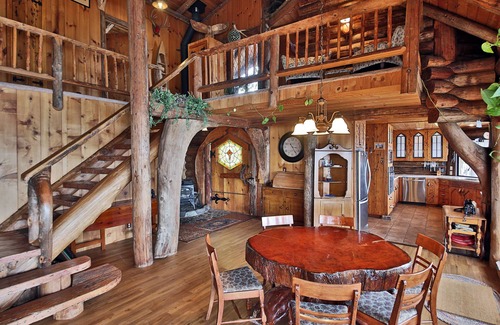 Langley House | Log Castle - On the Beach, Expansive Sound/Mountain View