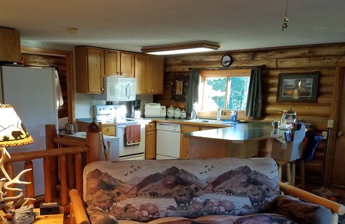 Minong Cabin | Log Home on Leader Lake- Quiet and Beautiful Sand Bottom Lake, Swim Fish Paddle