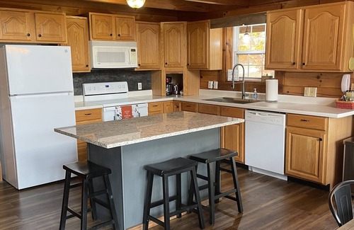Tellico Plains House | Log Home Sanctuary