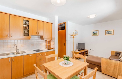 Log pod Mangartom Apartment | Log pod Mangartom Amazing Apartment with Balcony - One Bedroom Apartment with Balcony