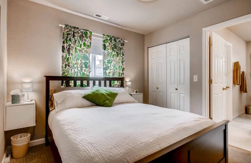 Speer House | Logan Street Urban Refuge - Private Carriage House