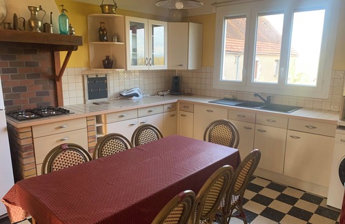 Sainte-Gemme-en-Sancerrois House | Logement Authentique à Sainte Gemme