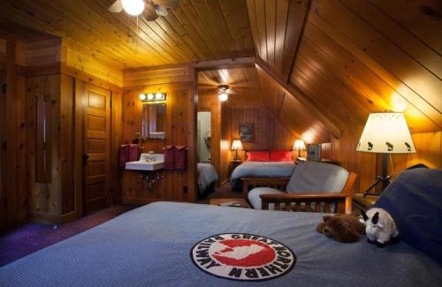 Essex Resort | LOGE Glacier