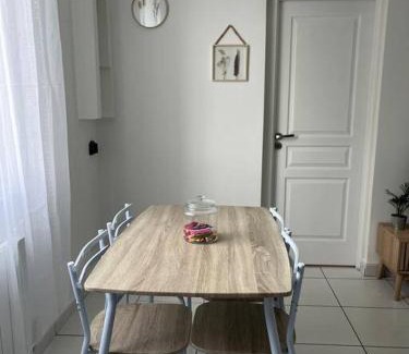 Oissel Apartment | Logement 10 minutes de rouen