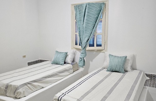 Mezraia Apartment | Logement 2 Chambres Entièrement Rénové et Équipé, Proche de la Plage