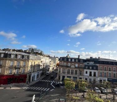 Centre-Ville Apartment | Logement au pied de la gare