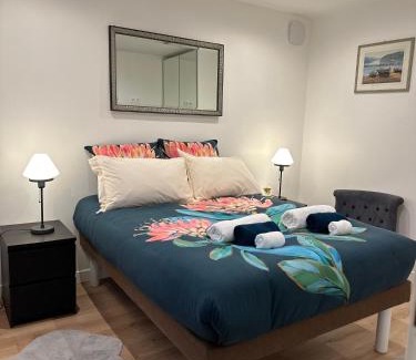 Yerres House | Logement avec terrasse et entrée indépendantes a 25 min de Paris
