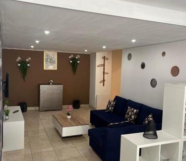 Lallaing Apartment | Logement Bonheur