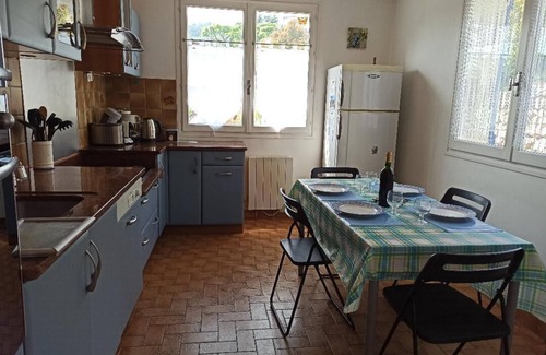 Lamastre House | Logement Calme et Spacieux Avec vue à 400 M D'un Plan D'eau