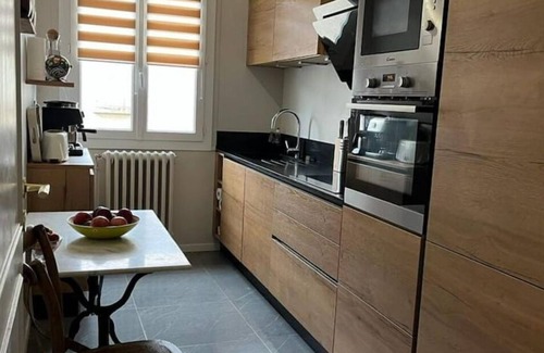 Carcassonne House | Logement de Charme Avec Jardin