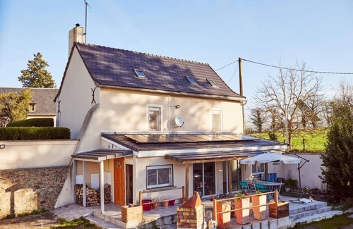 Drulhe House | Logement Entier 14 Personnes - Drulhe, Aveyron - Idéal Pour les Familles