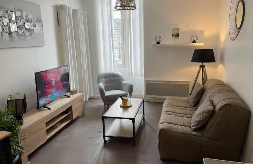Centre Ville Apartment | logement entier 33 m2 à Pau