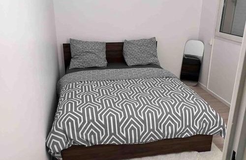 Bearn Apartment | Logement entier chambre+salon + jardin & terrasse