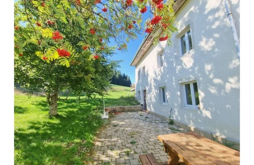 Septmoncel les Molunes House | Logement Cosy au Pied des Pistes