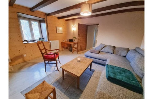 Septmoncel les Molunes House | Logement Cosy au Pied des Pistes