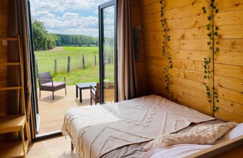 Monts-sur-Guesnes Apartment | Logement insolite : La Ruche Verte