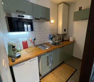 Poincare Apartment | Logement Les Plumes
