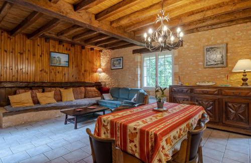 Paunat House | Logement Les Termes