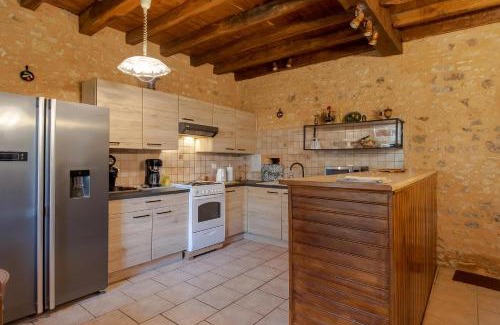 Paunat House | Logement Les Termes