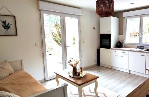 Saint-Sernin Apartment | Logement lumineux bord de forêt