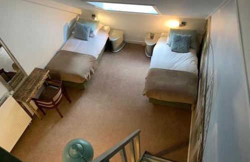 Arnhem Apartment | Logement Meijnerswijk, Free Parking, Electric Parking, Kitchen,Living room, Free Coffee machine Geen jongeren onder 25 jr