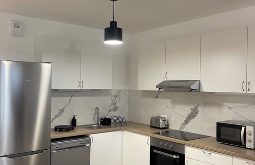 Colombes Apartment | Logement Moderne Grande Terrasse