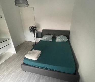 Villiers-le-Bel Apartment | Logement Spacieux A 2 Chambres, Acces Facile Aeroport CDG et Paris