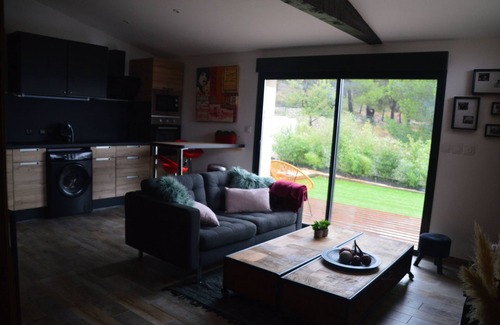 Martigues House | Logement Tout Confort, Mixant Plage et Campagne, Calme et Repos Garantis