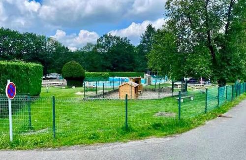 Awagne Other | Logement vacances Yvoir avec piscine et deux chambres