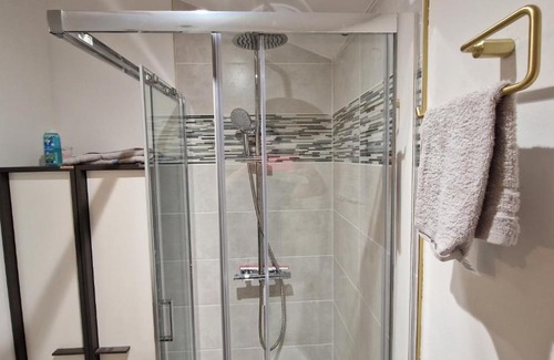Chartres-de-Bretagne Apartment | LogeYou
