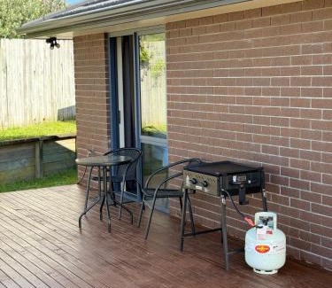 Ruakaka House | Logies Lodge