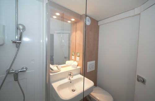 Roseraie - Orgemont Hotel | Logis Angers Sud