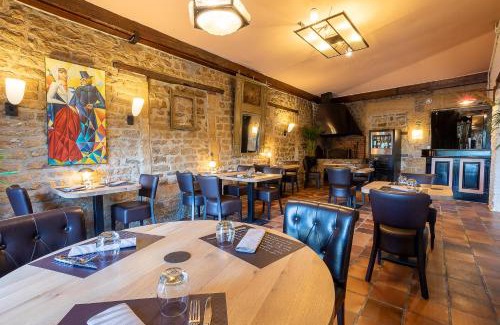 Bazeilles Hotel | Logis Auberge du port