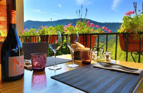 Cucugnan Hotel | Logis auberge restaurant Du Vigneron