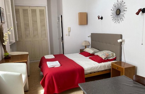 Rochefort Apartment | Logis C12
