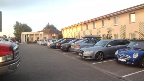 Calais Frethun Hotel | Logis Cottage Hôtel