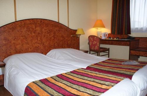 Calais Frethun Hotel | Logis Cottage Hôtel