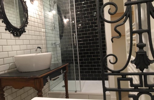Bayeux Bed & Breakfast | Logis de Saint-Jean