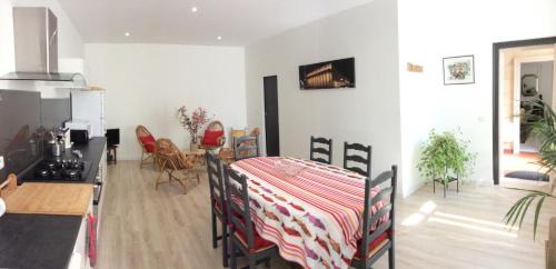 Saint-Emilion House | Logis de Villemaurine