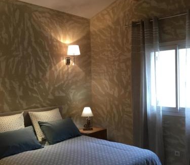 Pujaut Bed & Breakfast | Logis des Falaises