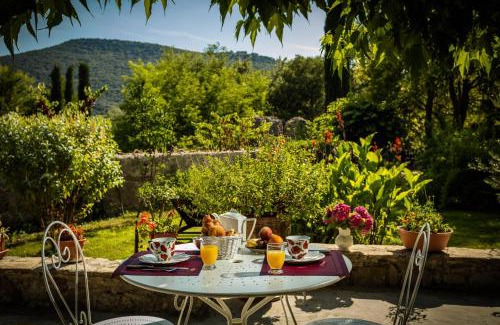 Sauve Bed & Breakfast | Logis des Magnans - le Murier -