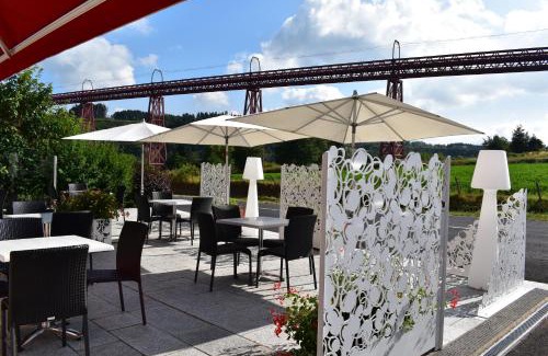Loubaresse Hotel | Logis Hôtel Beau Site