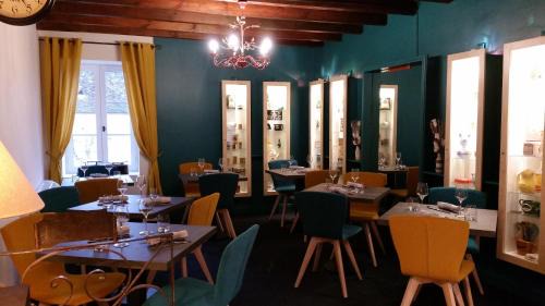 Badefols-sur-Dordogne Hotel | Logis-Hôtel Côté-Rivage