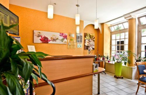 Arudy Hotel | Logis Hôtel de France