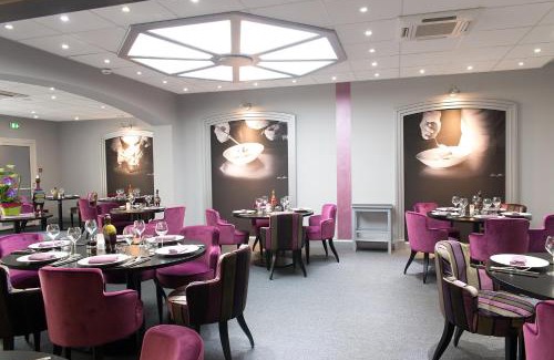 Montmorillon Hotel | Logis Hôtel de France restaurant le Lucullus