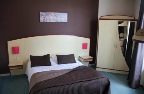Montmorillon Hotel | Logis Hôtel de France restaurant le Lucullus