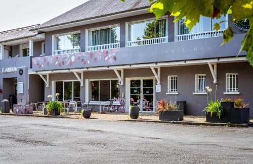 Morlaas Hotel | Logis Hôtel l'Amandier