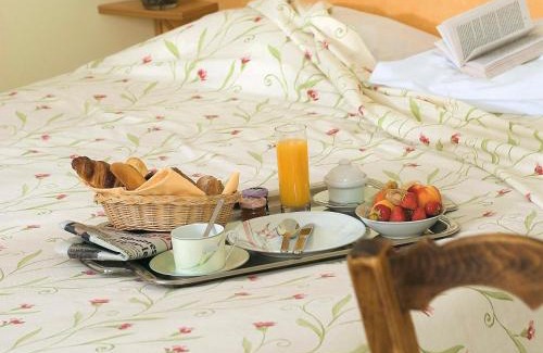 Ousson-sur-Loire Hotel | Logis Hôtel le Clos du Vigneron