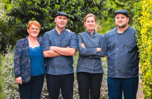 Montreuil-sur-Mer Hotel | Logis Hôtel & Restaurant - Les Hauts de Montreuil