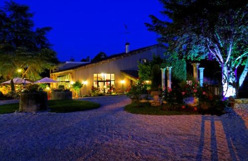 Bassac Hotel | Logis Hôtel Restaurant L'Essille